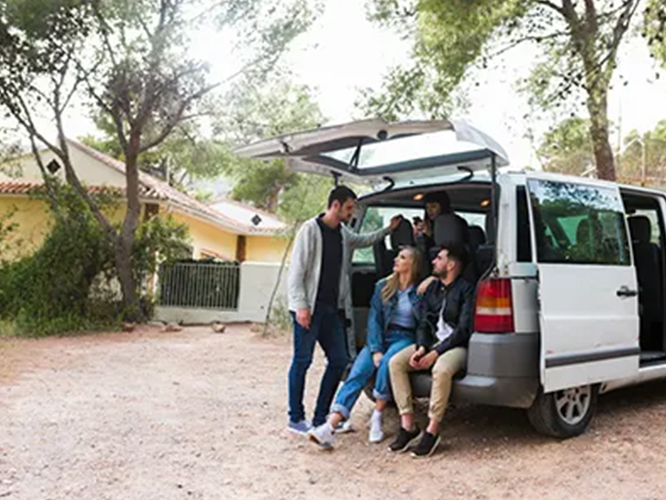 Rental-Mobil-di-Banyuwangi9